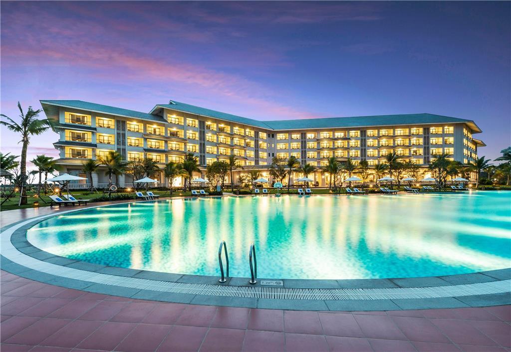 Vinpearl Cua Hoi, Affiliated By Melia 5* Cua Lo